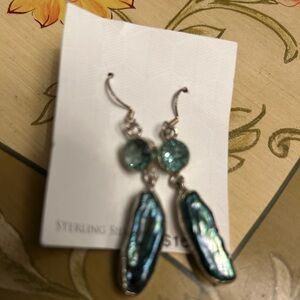 Sterling silver loradorite dangling earrings NWT